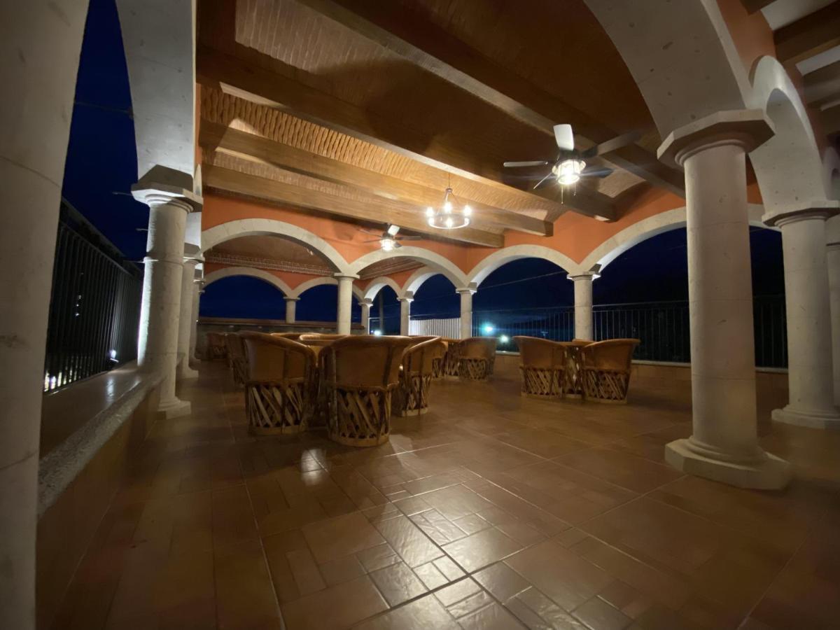 Hotel Real De Los Аламос Экстерьер фото