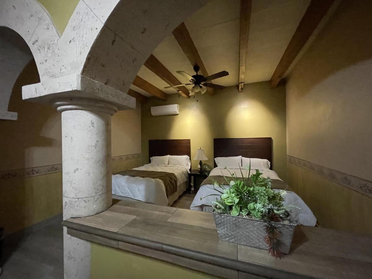 Hotel Real De Los Аламос Экстерьер фото
