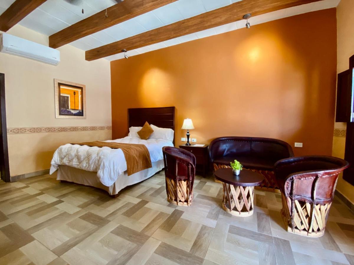 Hotel Real De Los Аламос Экстерьер фото