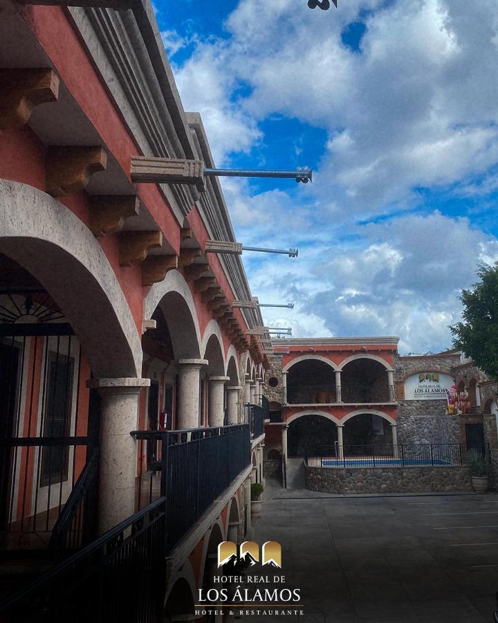 Hotel Real De Los Аламос Экстерьер фото